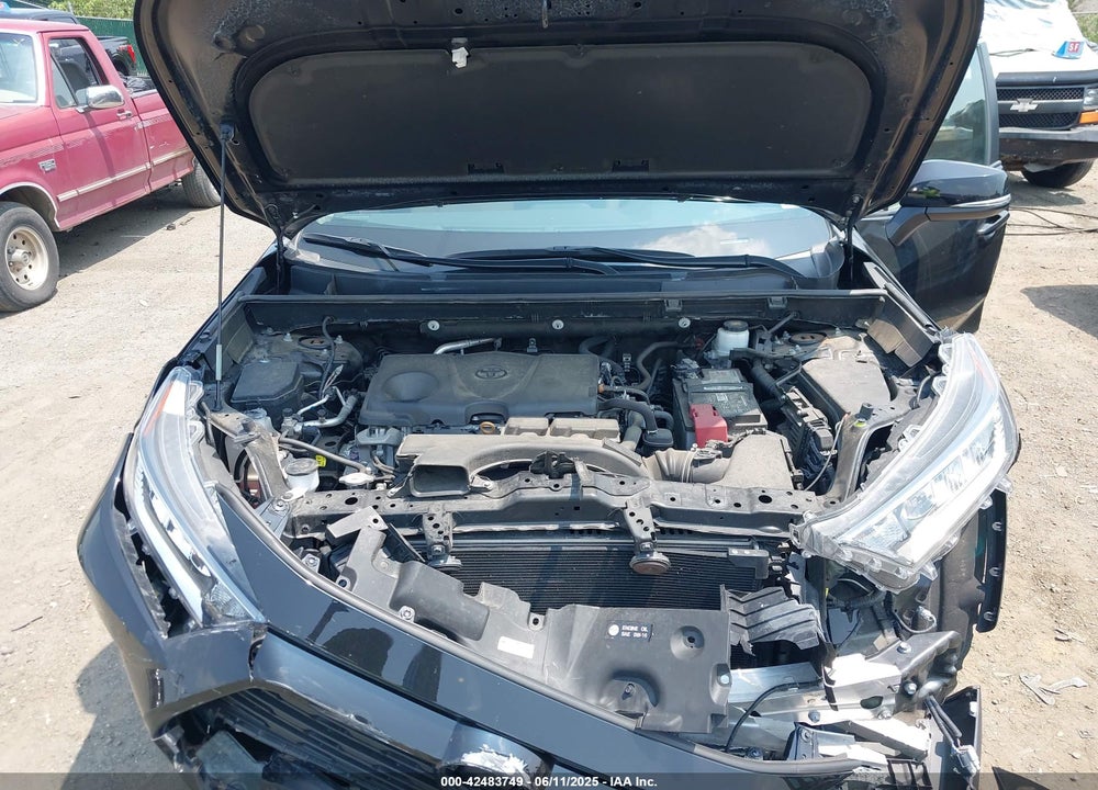2020 TOYOTA RAV4 XLE PREMIUM VIN: 2T3A1RFV7LW086948