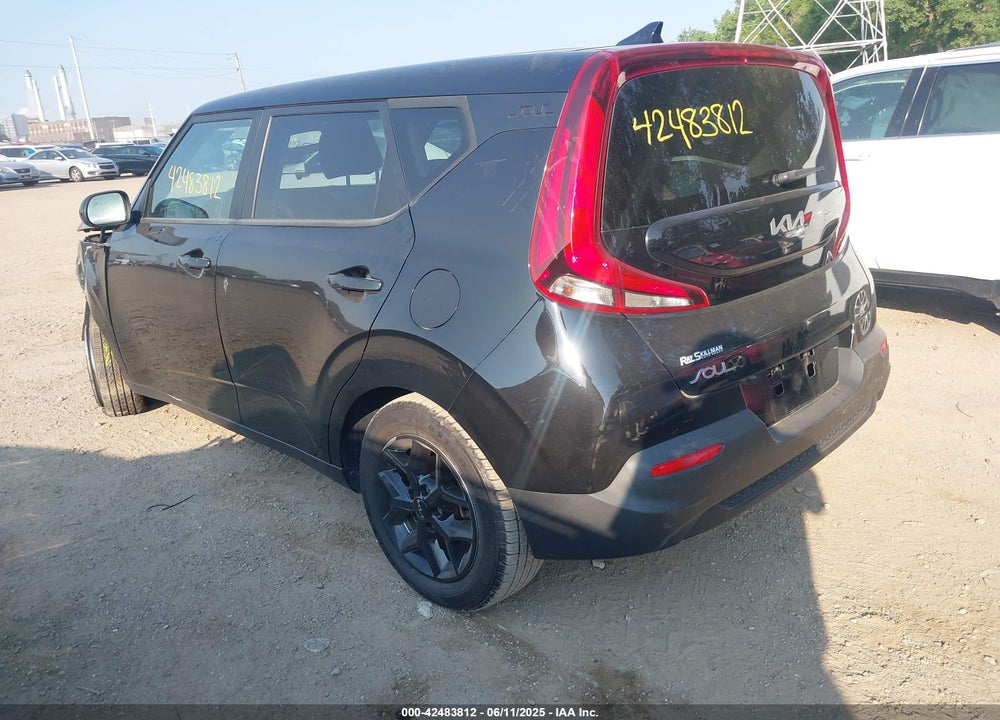 2022 KIA SOUL VIN: KNDJ23AU8N7184734