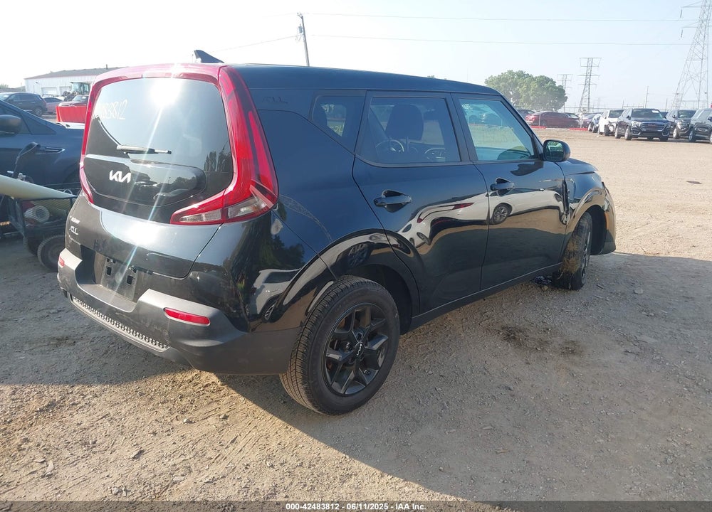 2022 KIA SOUL VIN: KNDJ23AU8N7184734