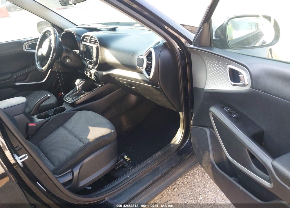 2022 KIA SOUL VIN: KNDJ23AU8N7184734