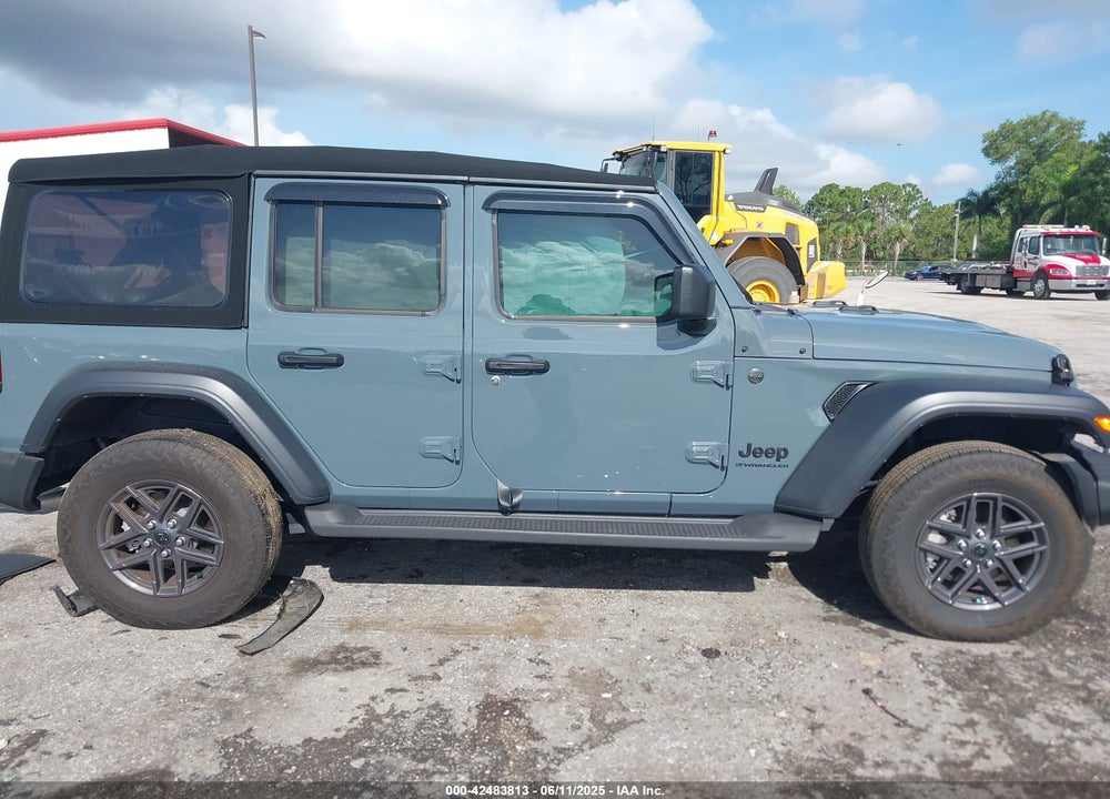 2024 JEEP WRANGLER / VIN: 1C4PJXDG8RW334590