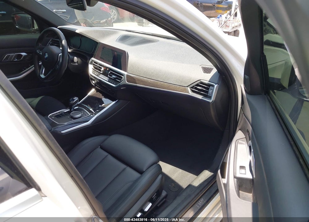 2021 BMW 3 SERIES VIN: WBA5R1C03MFK81966