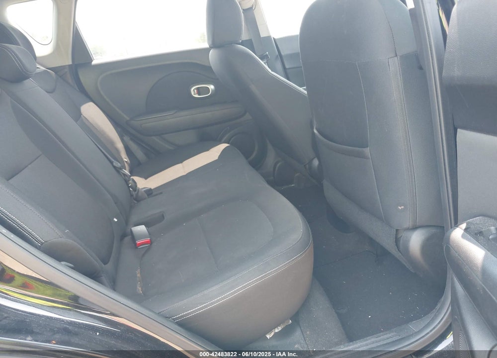 2014 KIA SOUL VIN: KNDJN2A29E7014138