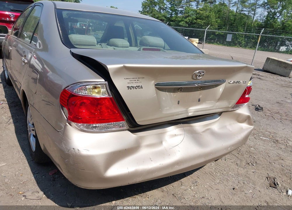 2006 TOYOTA CAMRY VIN: 4T1BE32K06U110943