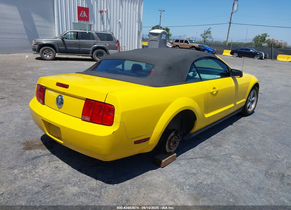 2006 FORD MUSTANG V6 VIN: 1ZVFT84N365221851