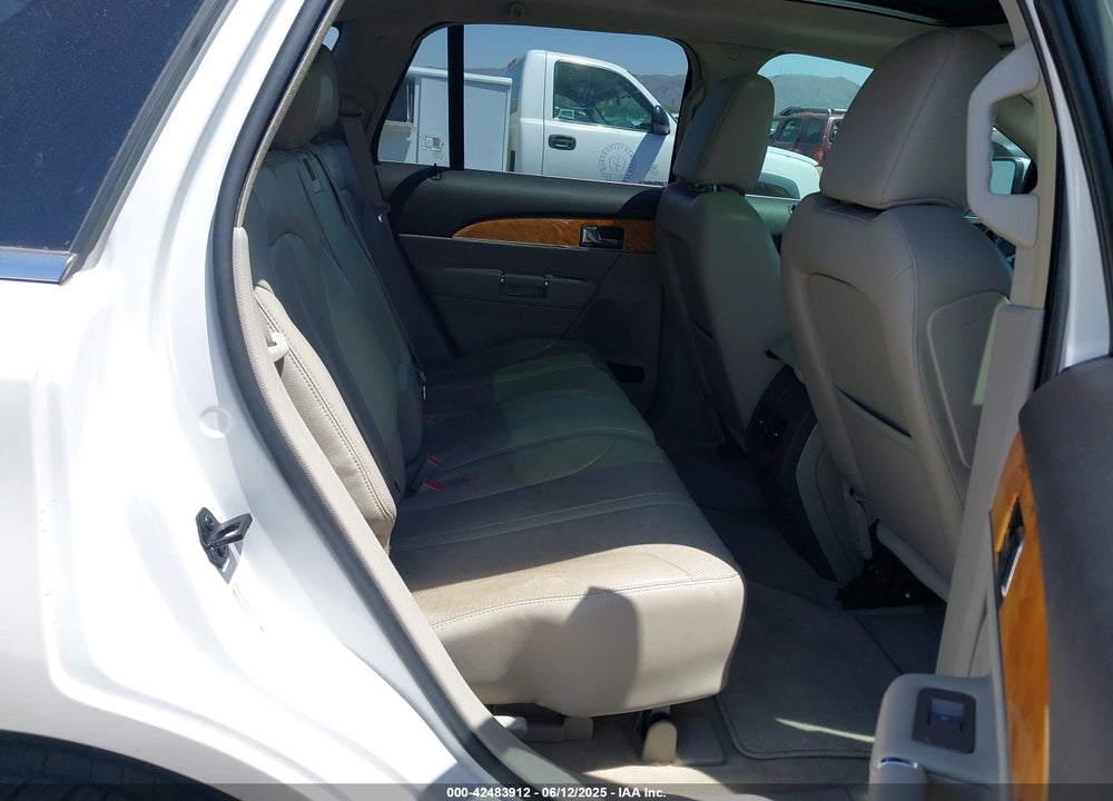 2011 LINCOLN MKX VIN: 2LMDJ6JK6BBJ06178