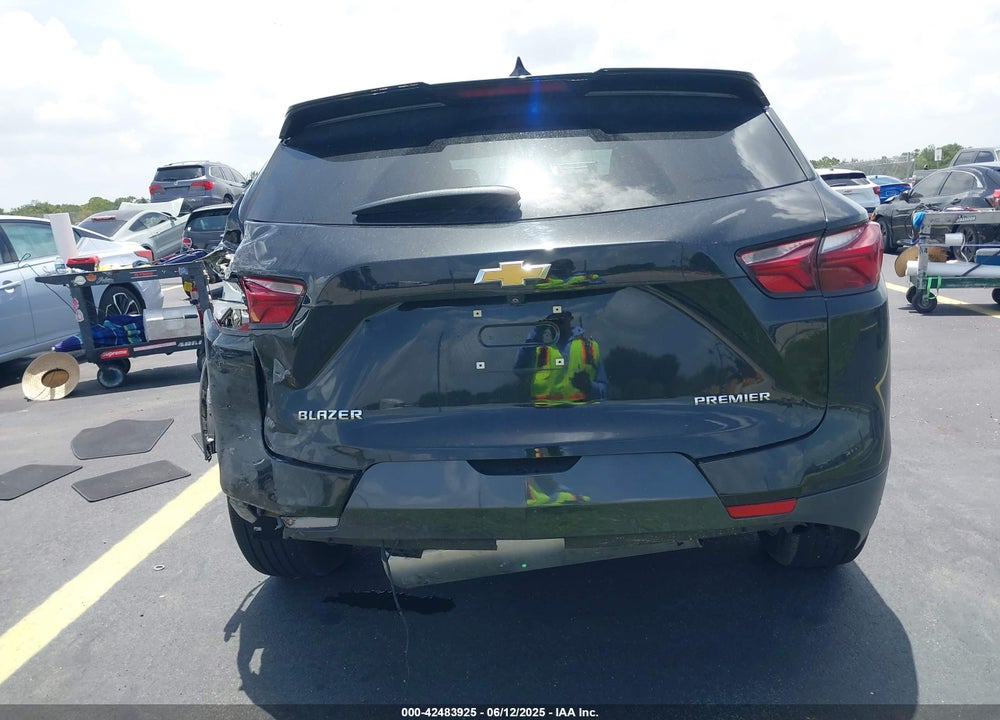 2022 CHEVROLET BLAZER VIN: 3GNKBFR45NS177940