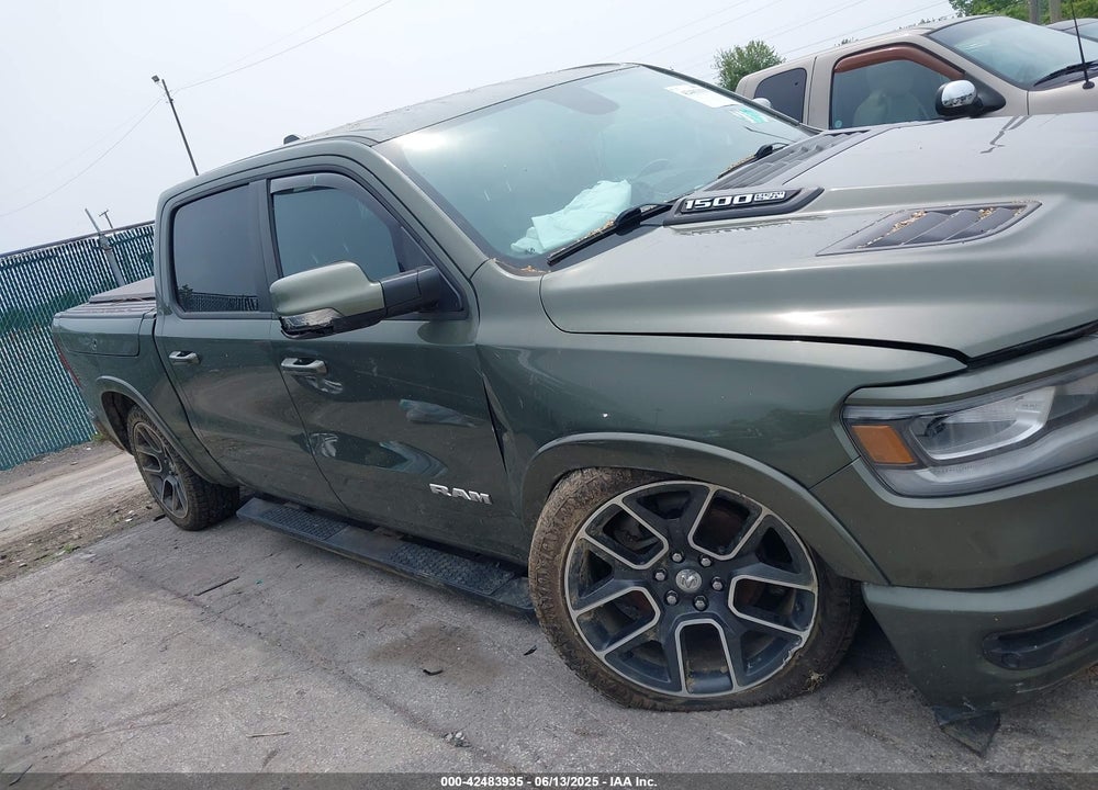 2020 RAM 1500 LAIE  4X4 5'7 BOX VIN: 1C6SRFJTXLN181021