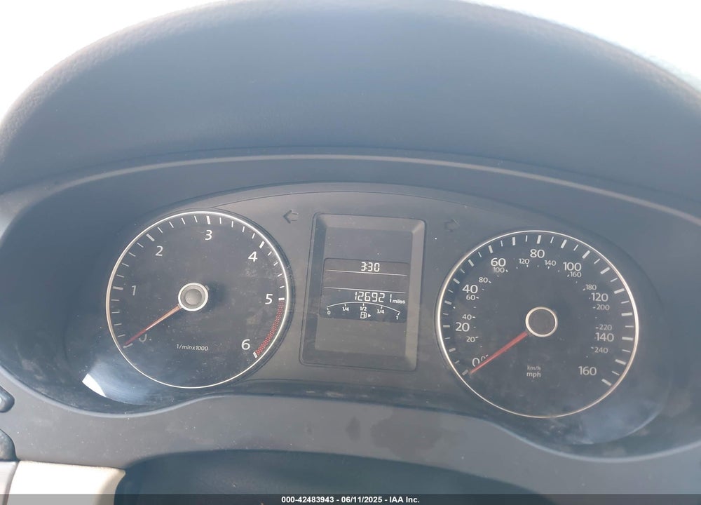 2014 VOLKSWAGEN JETTA VIN: 3VW3L7AJ3EM437691