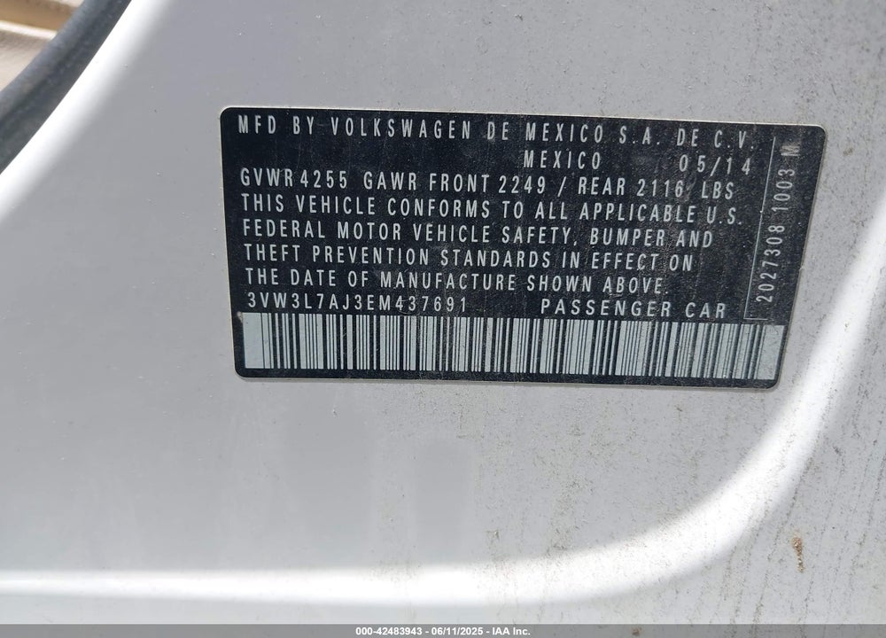 2014 VOLKSWAGEN JETTA VIN: 3VW3L7AJ3EM437691