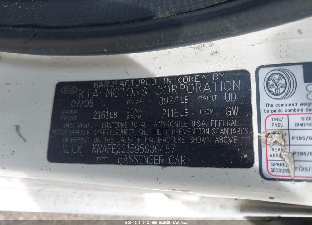 2009 KIA SPECTRA VIN: KNAFE221595606467