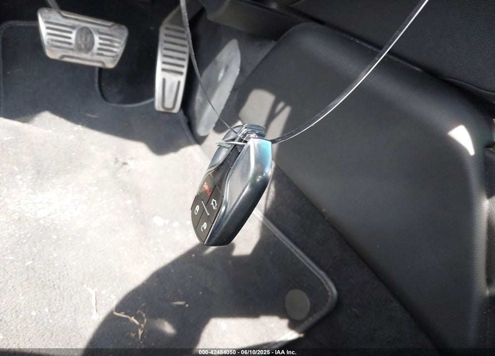 2015 MASERATI GHIBLI VIN: ZAM57XSA2F1133762