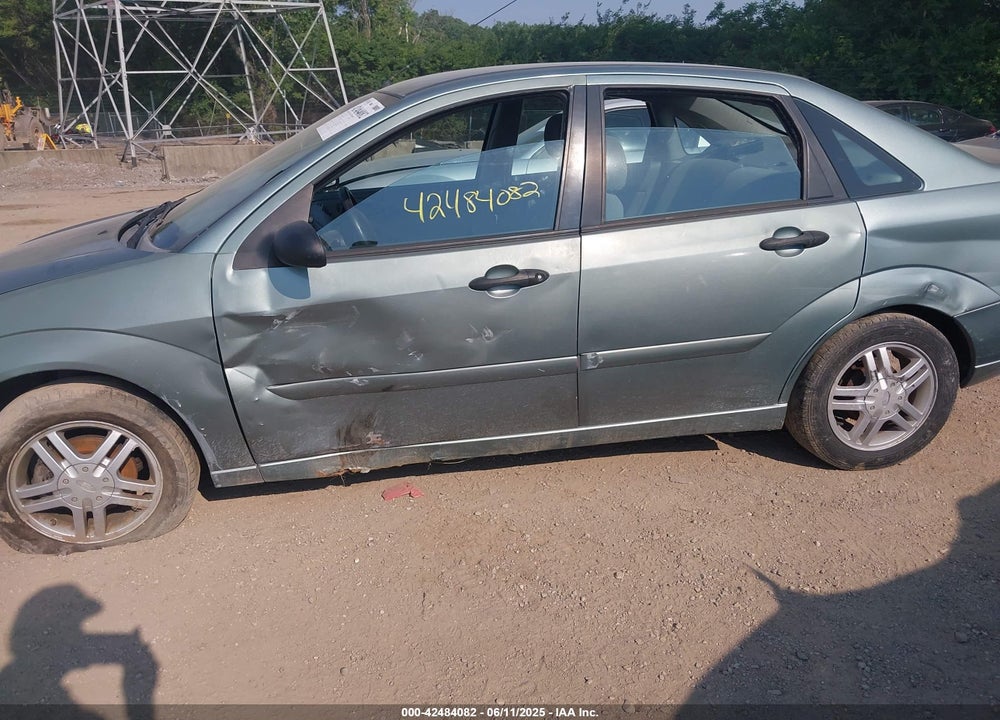 2003 FORD FOCUS SE VIN: 1FAFP34P33W252024