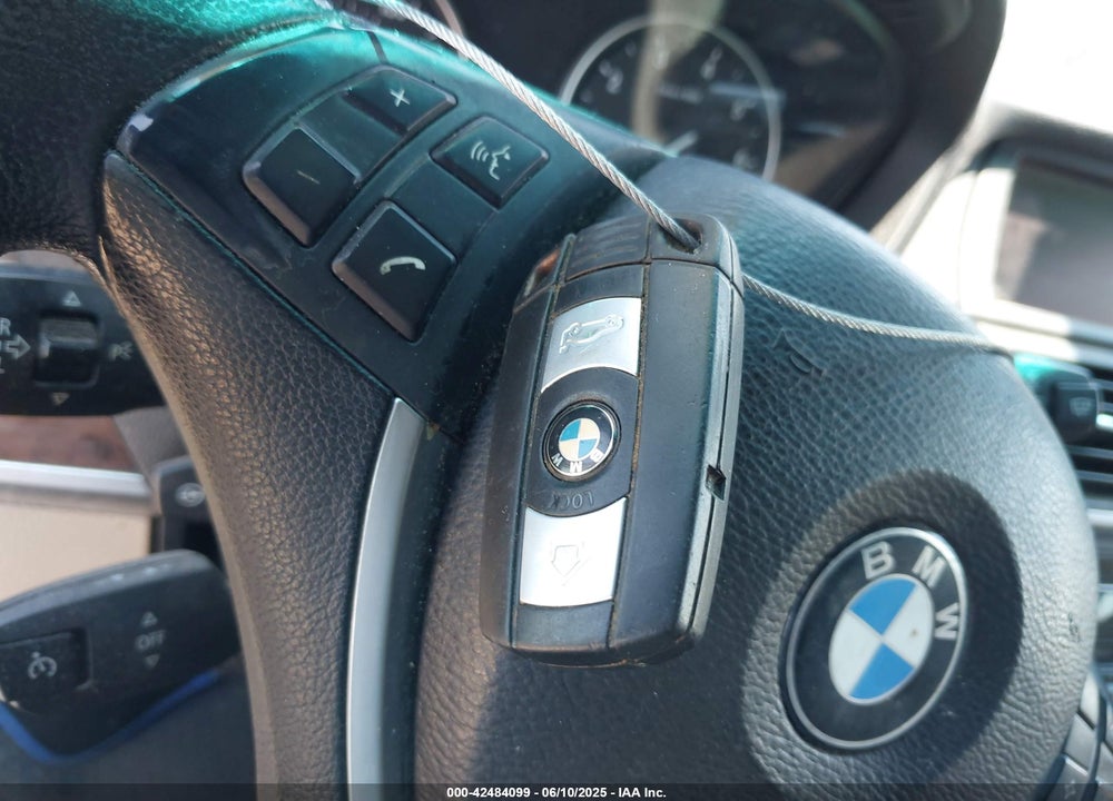 2008 BMW X5 VIN: 5UXFE83518L165775