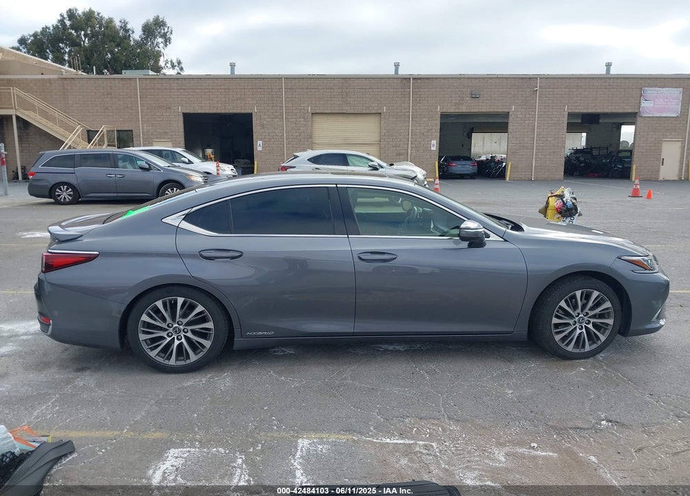 2019 LEXUS ES300H VIN: JTHB21B19K2022809