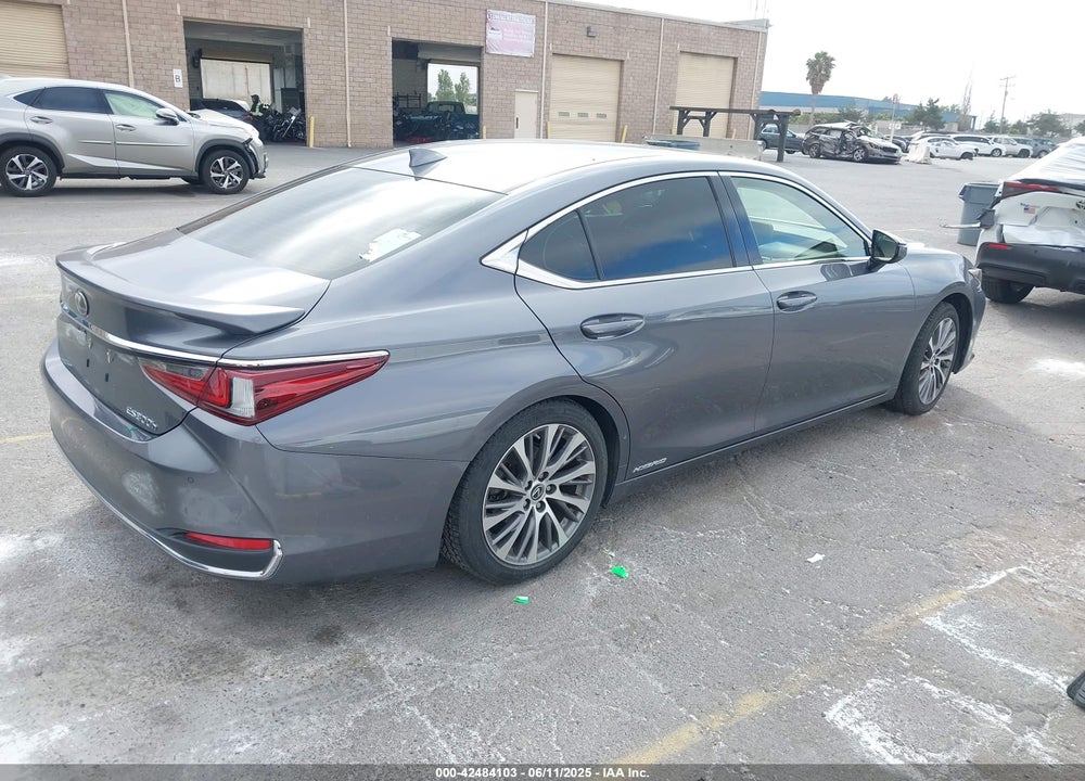 2019 LEXUS ES300H VIN: JTHB21B19K2022809