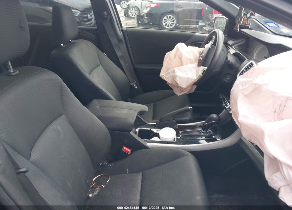 2016 HONDA ACCORD LX VIN: 1HGCR2F32GA001334