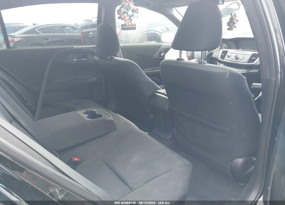 2016 HONDA ACCORD LX VIN: 1HGCR2F32GA001334