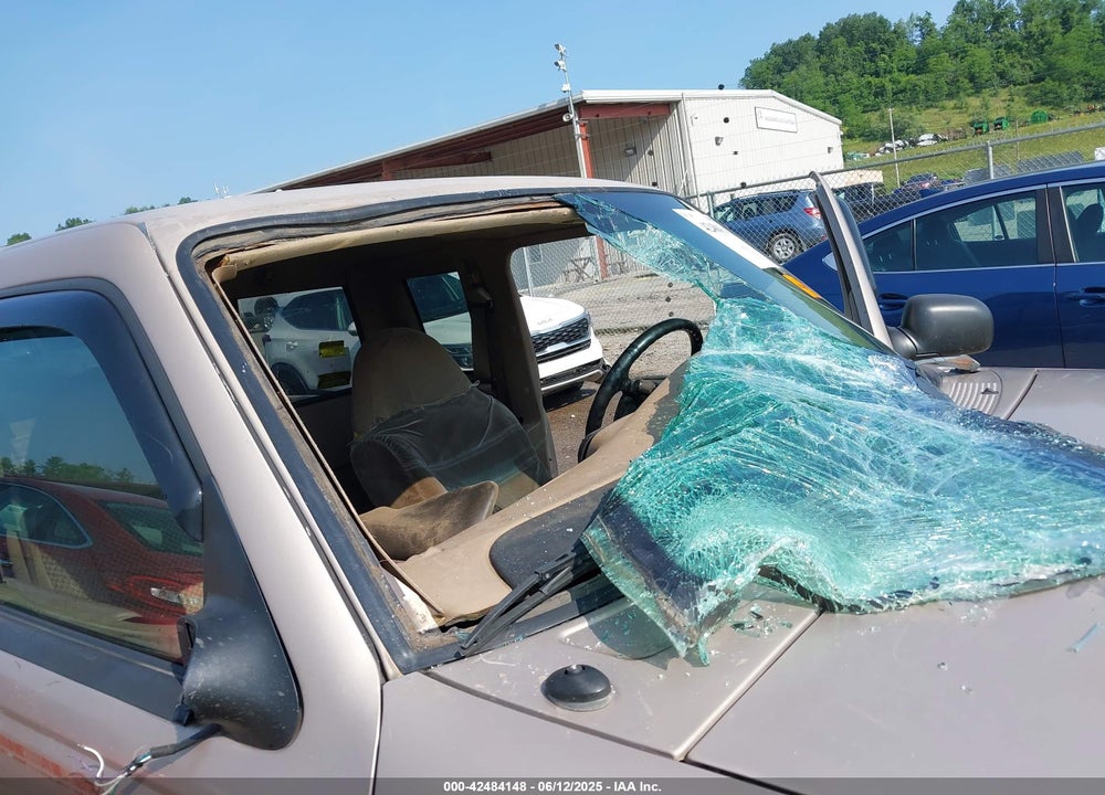 1998 FORD RANGER SPLASH/XL/XLT VIN: 1FTYR14XXWTA50370