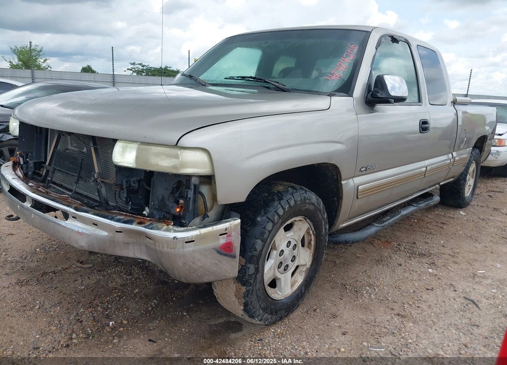 2002 CHEVROLET SILVERADO 1500 LS VIN: 2GCEK19T921391076