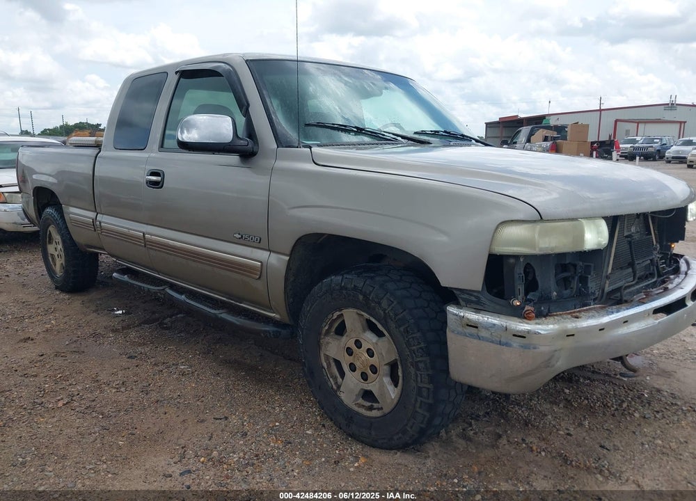 2002 CHEVROLET SILVERADO 1500 LS VIN: 2GCEK19T921391076