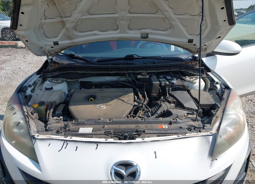 2011 MAZDA 3 I TOURING VIN: JM1BL1VF6B1367176