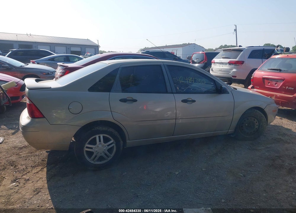 2007 FORD FOCUS VIN: 1FAFP34N07W271344