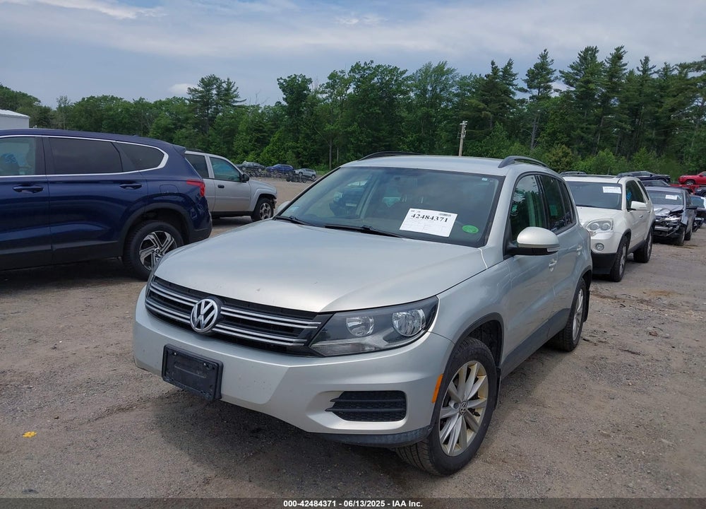 2015 VOLKSWAGEN TIGUAN VIN: WVGBV7AX2FW518756