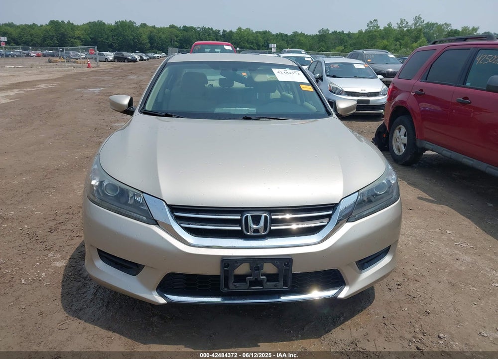2015 HONDA ACCORD VIN: 1HGCR2F38FA233189
