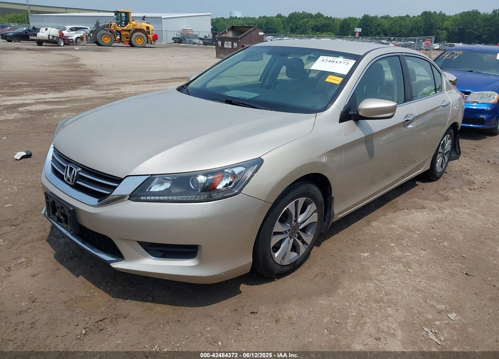 2015 HONDA ACCORD VIN: 1HGCR2F38FA233189