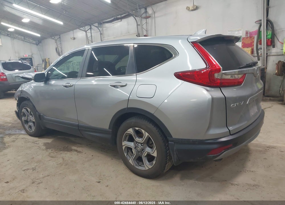 2017 HONDA CR-V VIN: 2HKRW2H52HH689314