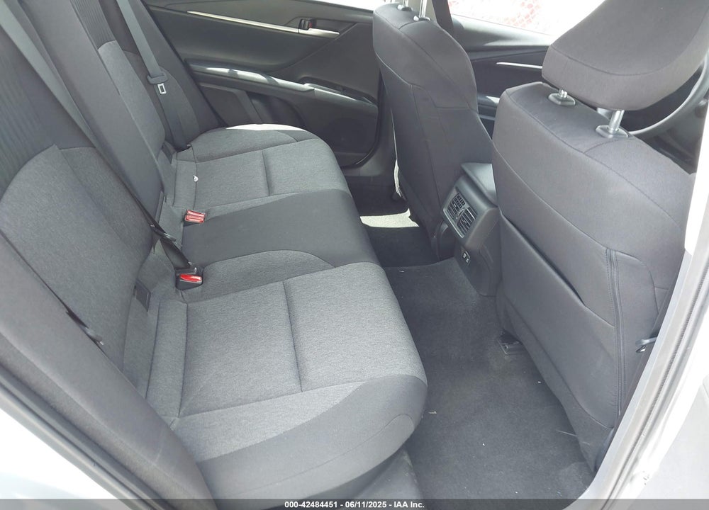 2025 TOYOTA CAMRY LE VIN: 4T1DAACK2SU524159