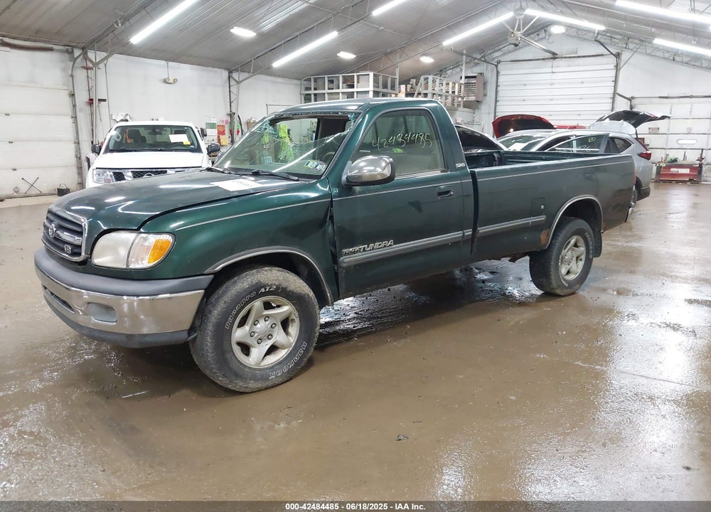 2000 TOYOTA TUNDRA SR5 V8 VIN: 5TBKT4410YS088964