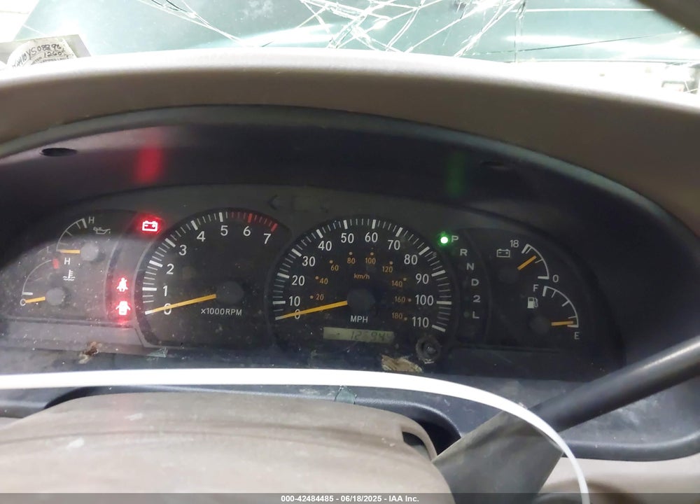 2000 TOYOTA TUNDRA SR5 V8 VIN: 5TBKT4410YS088964