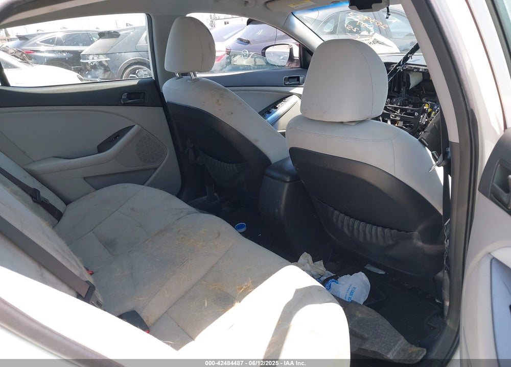 2015 KIA OPTIMA LX VIN: KNAGM4A79F5598314