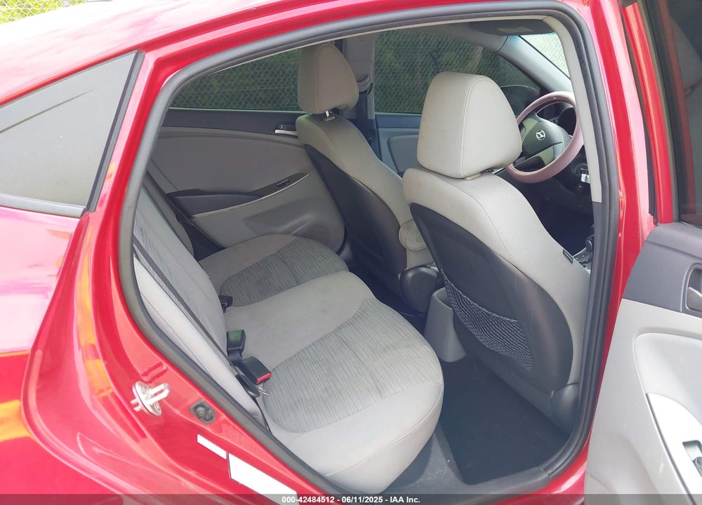 2016 HYUNDAI ACCENT VIN: KMHCT4AE2GU012042