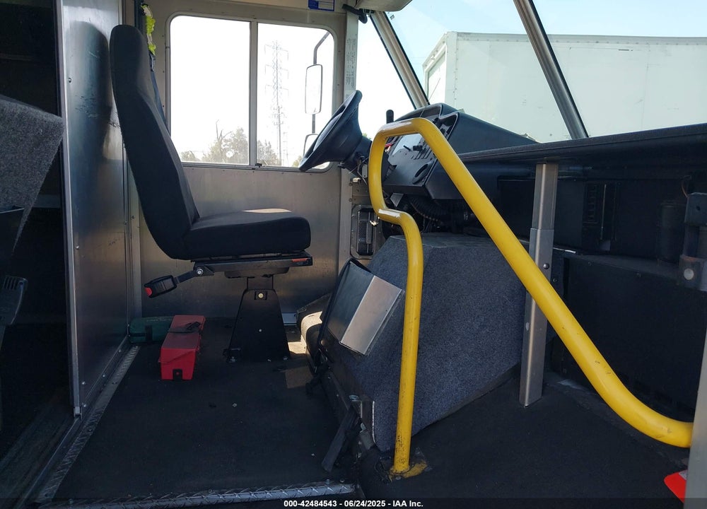 2016 FORD E-450 STRIPPED VIN: 1FC3E4KL3GDC08972