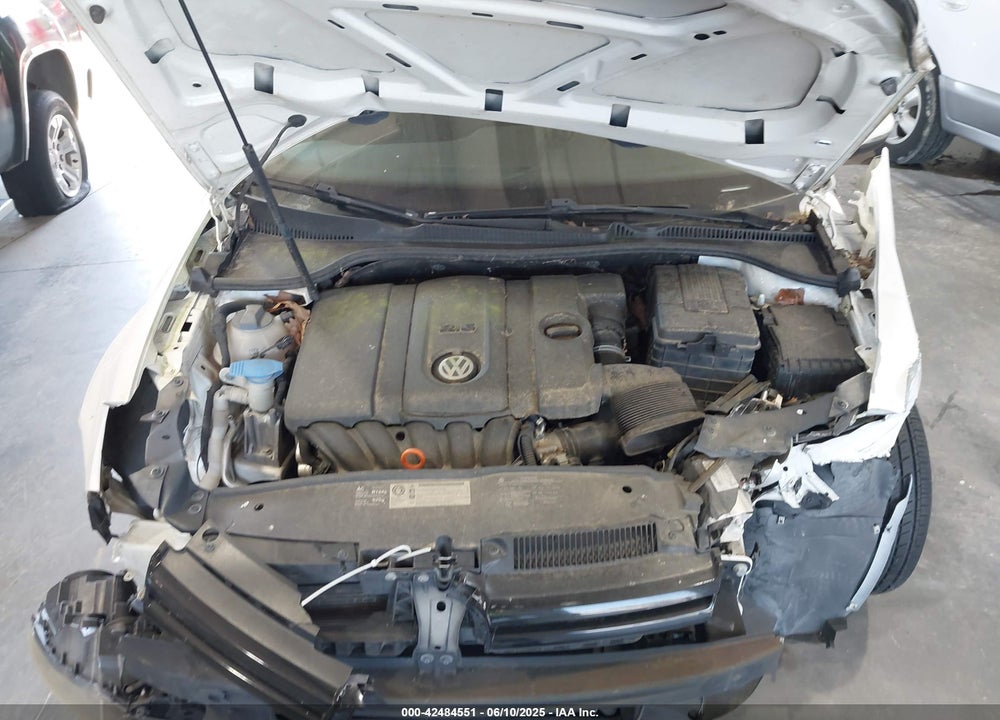 2010 VOLKSWAGEN GOLF VIN: WVWDA7AJ8AW082248