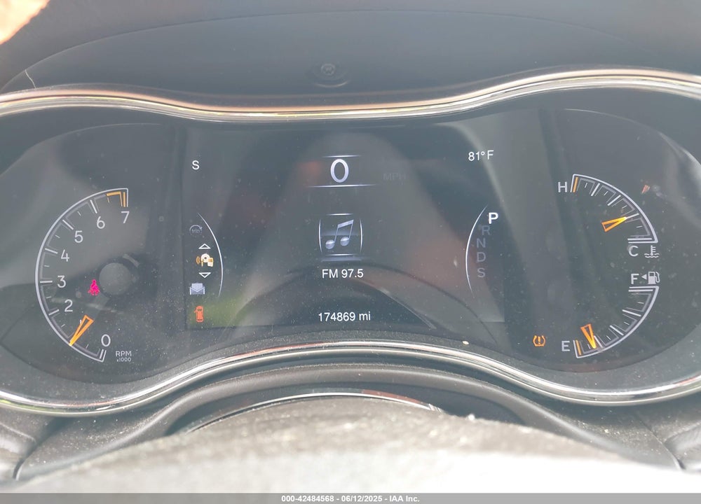 2015 JEEP GRAND CHEROKEE OVERLAND VIN: 1C4RJECG4FC640438