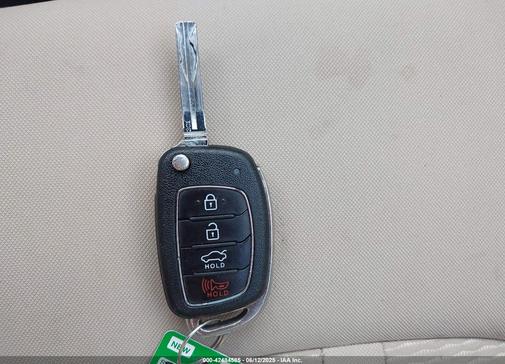 2018 HYUNDAI SONATA VIN: 5NPE24AF9JH615855