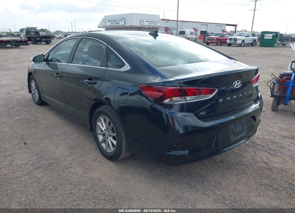 2018 HYUNDAI SONATA VIN: 5NPE24AF9JH615855