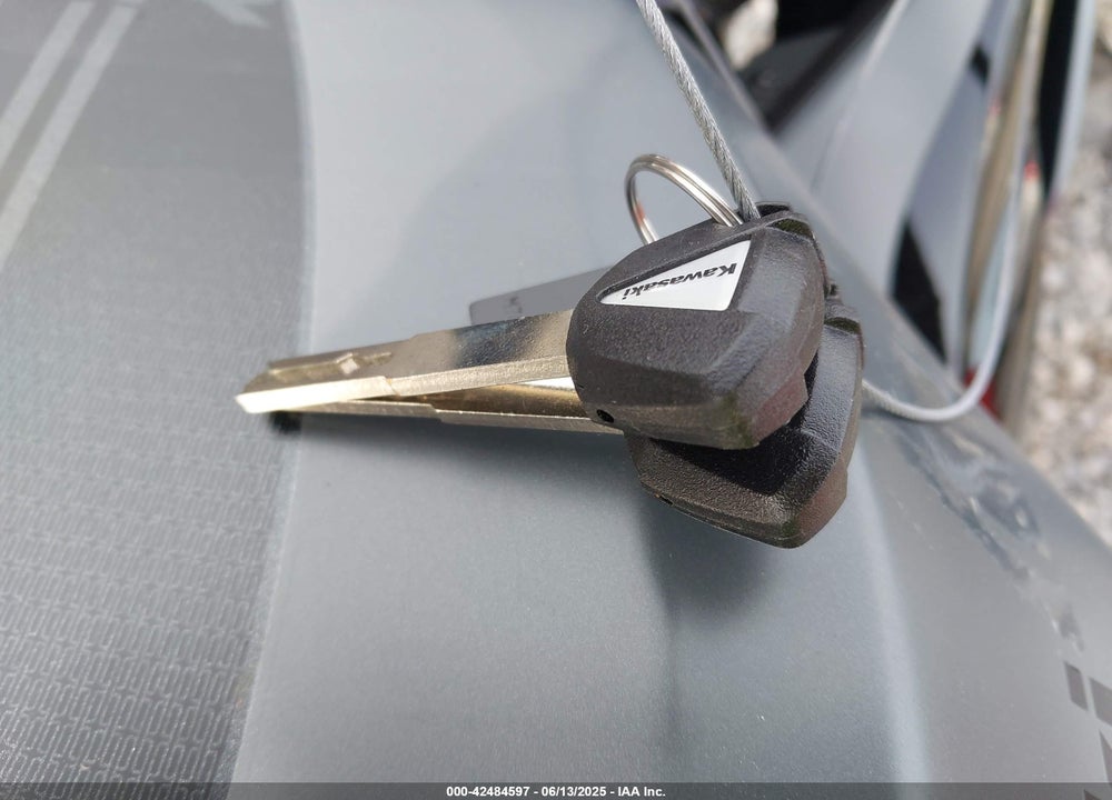 2025 KAWASAKI ZX636 K VIN: JKBZXJJ16SA024242