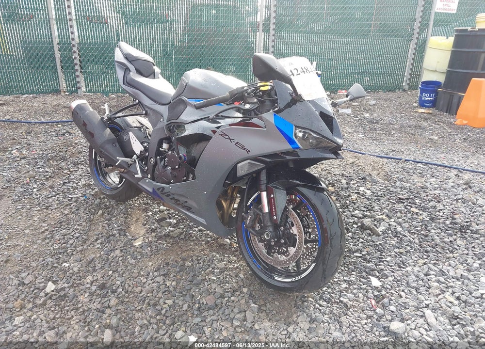 2025 KAWASAKI ZX636 K VIN: JKBZXJJ16SA024242