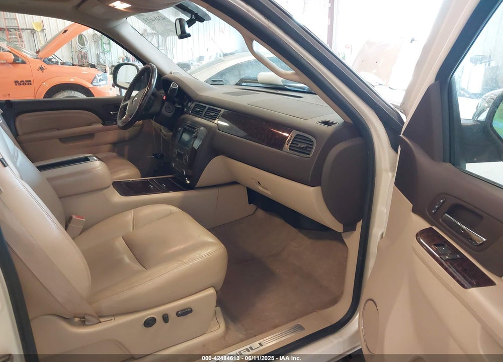 2010 GMC SIERRA 1500 VIN: 3GTRKXE28AG239460