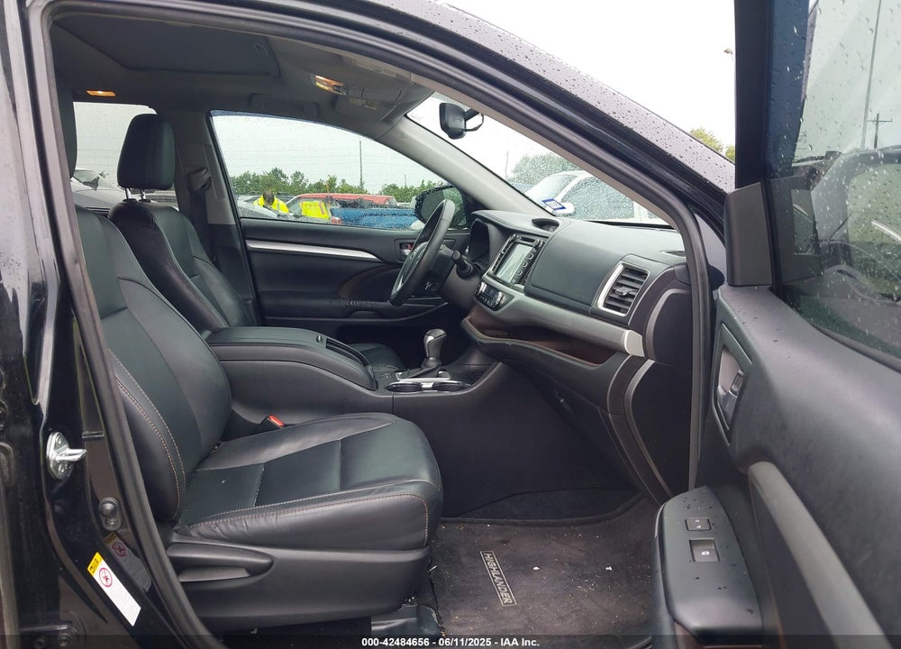 2016 TOYOTA HIGHLANDER XLE V6 VIN: 5TDKKRFH5GS132859