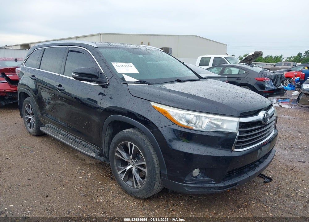 2016 TOYOTA HIGHLANDER XLE V6 VIN: 5TDKKRFH5GS132859