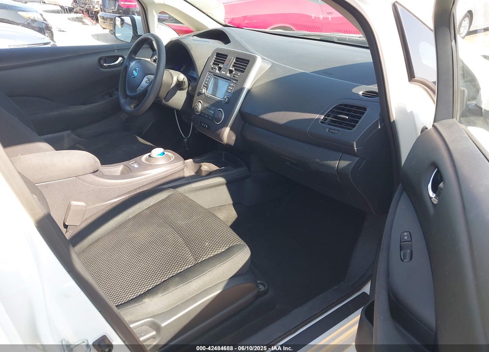 2017 NISSAN LEAF S VIN: 1N4BZ0CP1HC311993