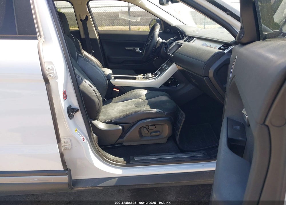 2015 LAND ROVER RANGE ROVER EVOQUE VIN: SALVN2BG5FH050604