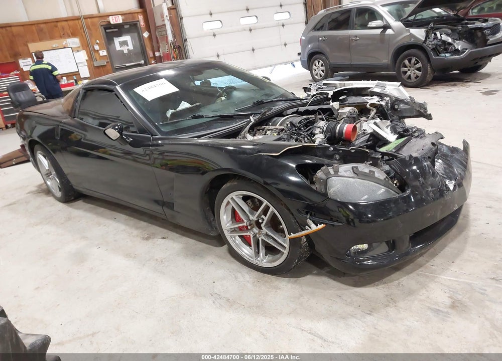 2005 CHEVROLET CORVETTE VIN: 1G1YY24U655136494