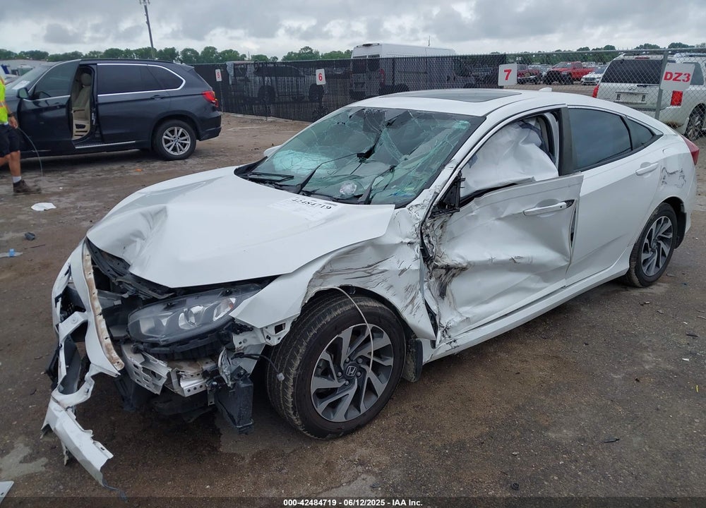 2018 HONDA CIVIC VIN: 19XFC2F74JE021119